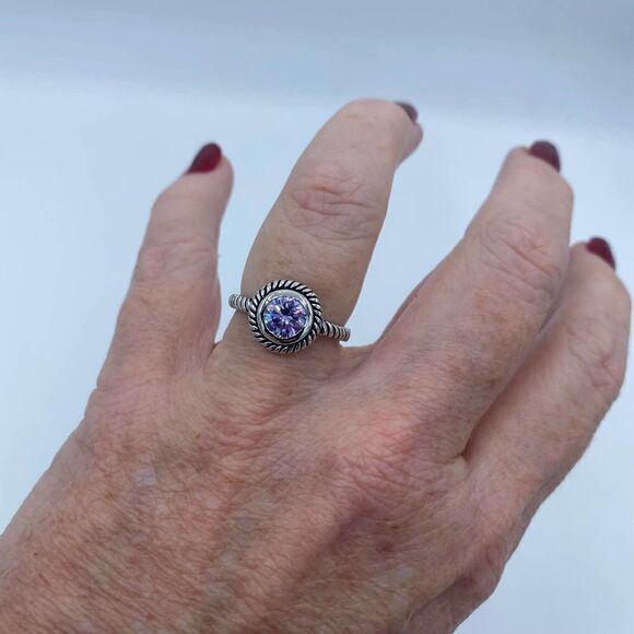 Light Amethyst CZ Sterling Silver Solitaire Ring Size 7,8,9 - Picture 5 of 7